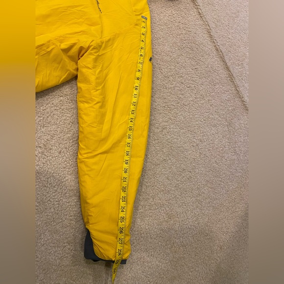 EDDIE BAUER FIRST ASCENT, Worn once, REVERSIBLE, puffer, CLIMBING jacket. - Picture 12 of 13